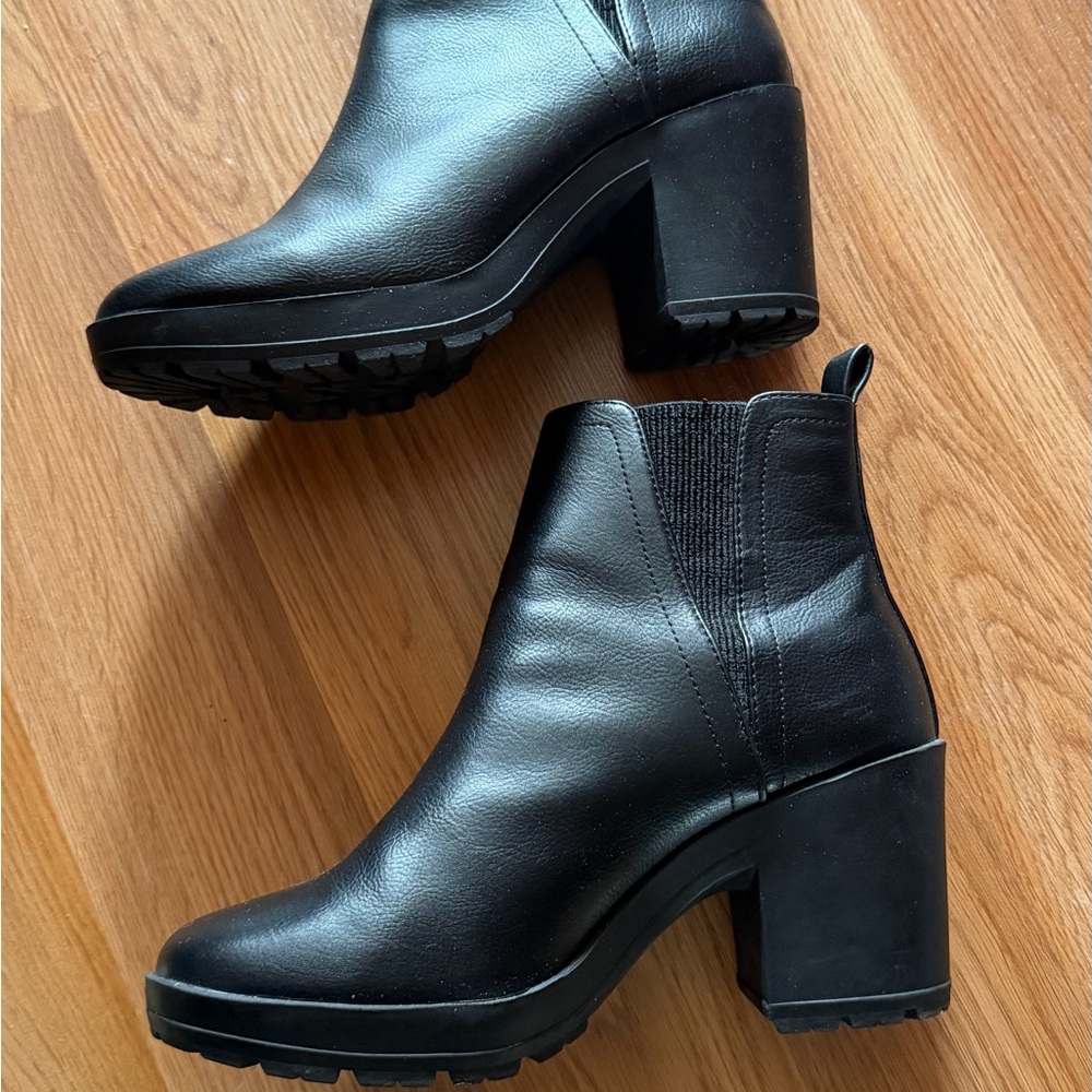 Black  Block Heel Ankle Boots
